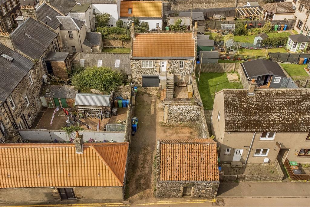 Daisy Cottage, North Wynd,
Colinsburgh,
Leven,
KY9 1LU - image 15