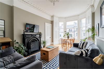 43/4 Montgomery Street, Edinburgh, EH7 5JX - image 2