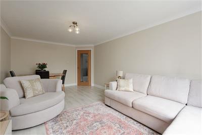 1 The Moorings, Dalgety Bay, KY11 9GP - image 3