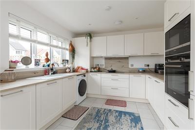 5 Whitebeam Road, East Calder, EH53 0WR - image 5