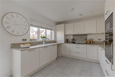 5 Whitebeam Road, East Calder, EH53 0WR - image 5