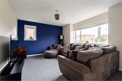8F Forrester Park Avenue, Edinburgh, EH12 9AH - image 2