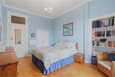 25/12 Montpelier, Bruntsfield, EH10 4LY - image 13