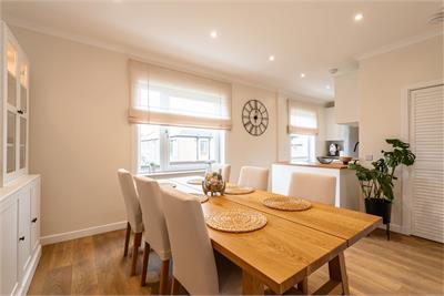 52 Broomfield Crescent, Edinburgh, EH12 7LT - image 7