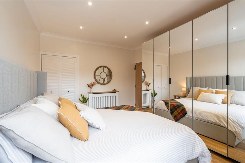 52 Broomfield Crescent, Edinburgh, EH12 7LT - image 9