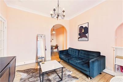 11/7 Dalgety Street, Edinburgh, EH7 5UN - image 2