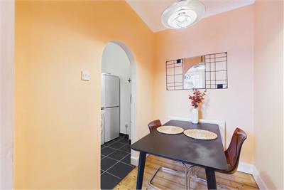 11/7 Dalgety Street, Edinburgh, EH7 5UN - image 4