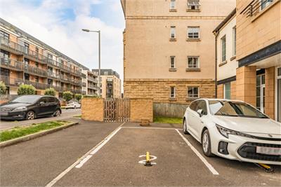 35/4 Hopetoun Street, Edinburgh, EH7 4NG - image 21