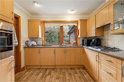 21 Shawpark Crescent, Selkirk, TD7 4EX - image 11