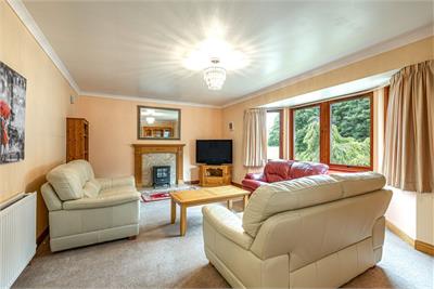 21 Shawpark Crescent, Selkirk, TD7 4EX - image 3