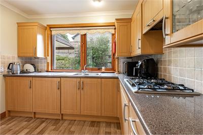 21 Shawpark Crescent, Selkirk, TD7 4EX - image 9
