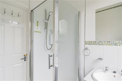 108 Stenhouse Crescent, Edinburgh EH11 3HU - image 12