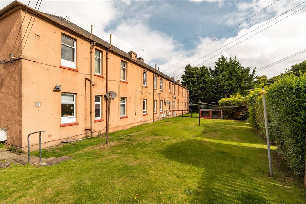 108 Stenhouse Crescent, Edinburgh EH11 3HU - image 17
