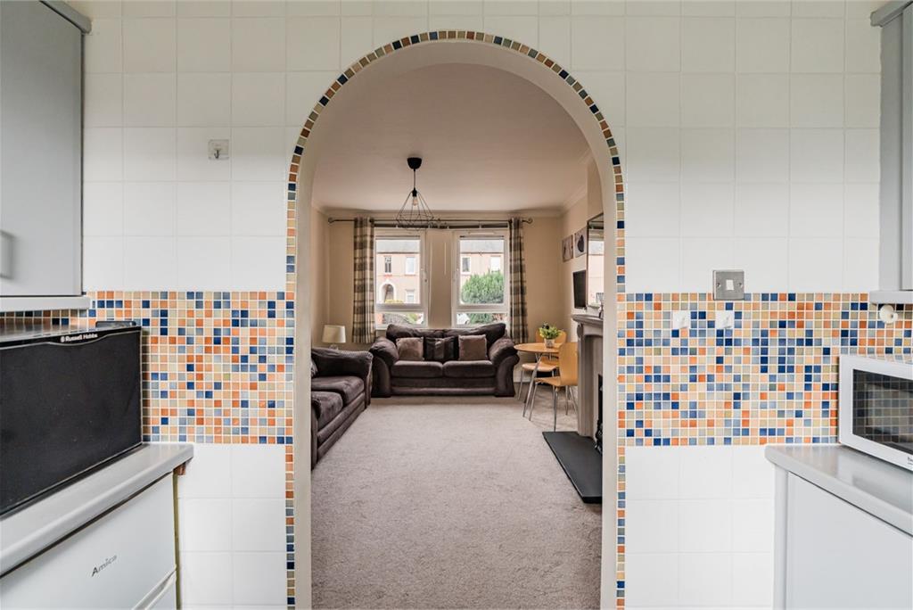 108 Stenhouse Crescent, Edinburgh EH11 3HU - image 3