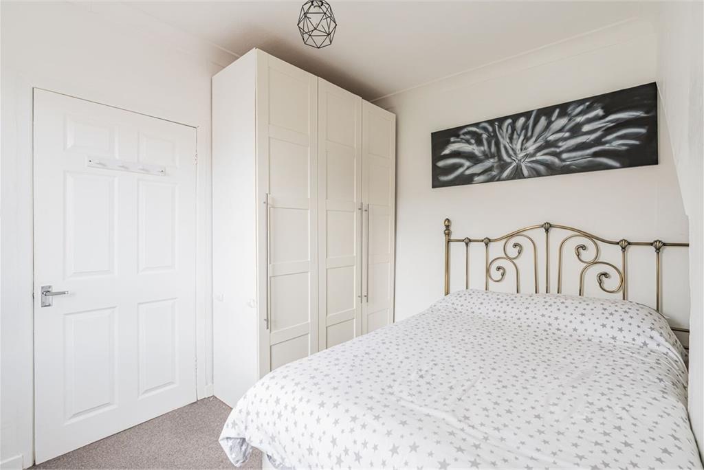 108 Stenhouse Crescent, Edinburgh EH11 3HU - image 7