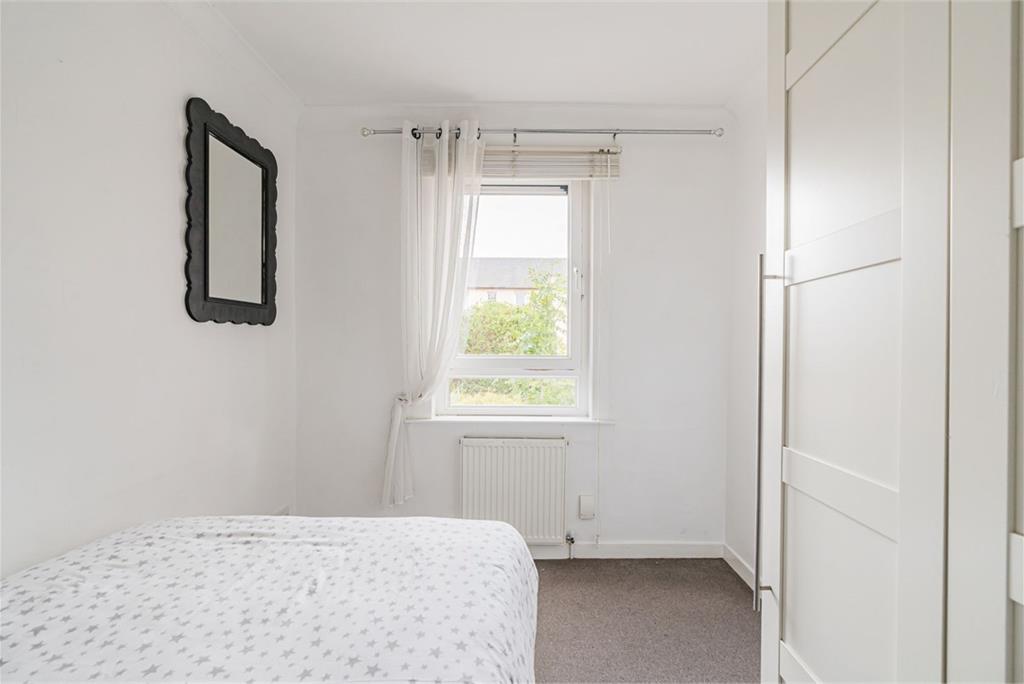 108 Stenhouse Crescent, Edinburgh EH11 3HU - image 8