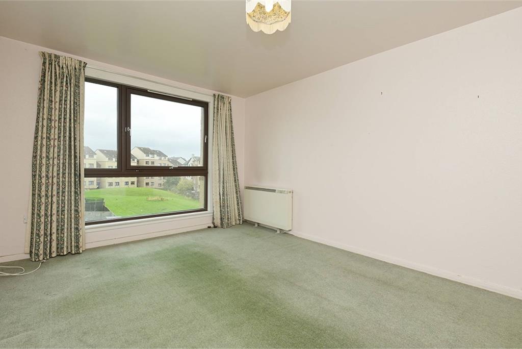 42/5 Wester Hailes Park, , Edinburgh, EH14 3AQ - image 2