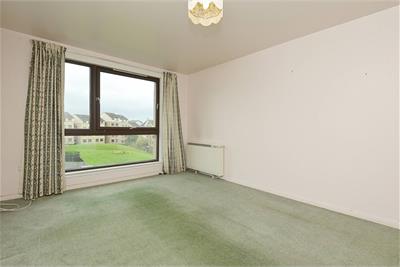 42/5 Wester Hailes Park, , Edinburgh, EH14 3AQ - image 2