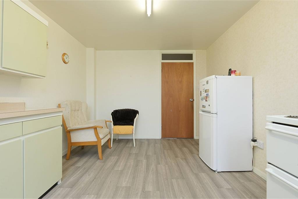 42/5 Wester Hailes Park, , Edinburgh, EH14 3AQ - image 6