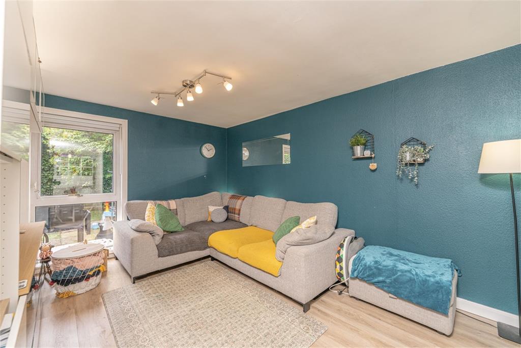 42 Barntongate Terrace,
Edinburgh,
EH4 8BU - image 3