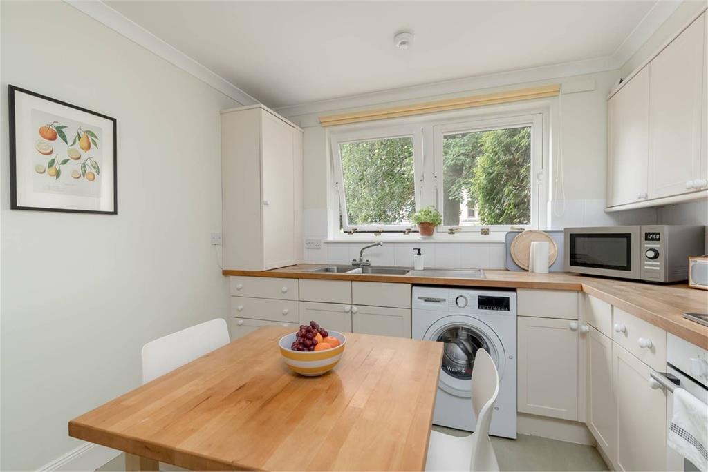 49/1 Spylaw Road,
Merchiston,
Edinburgh,
EH10 5BP - image 7