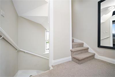 21 Boswall Gardens, Edinburgh, EH5 2BN - image 21