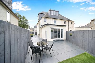 21 Boswall Gardens, Edinburgh, EH5 2BN - image 24