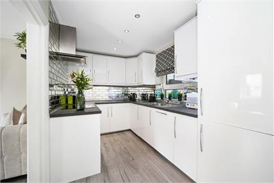 21 Boswall Gardens, Edinburgh, EH5 2BN - image 4
