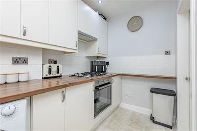 6/4 Piershill Terrace, Piershill, EH8 7ES - image 8
