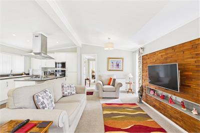 9 Rosebank Park Homes, Meadow Road, Leuchars, St. Andrews, KY16 0EU - image 2