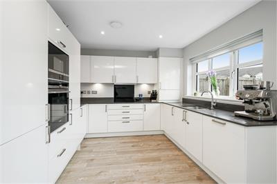 25 Ramslack Street, Balerno, Edinburgh EH14 5FE - image 7