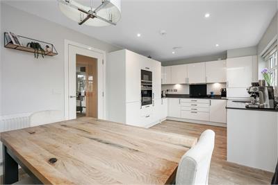 25 Ramslack Street, Balerno, Edinburgh EH14 5FE - image 8