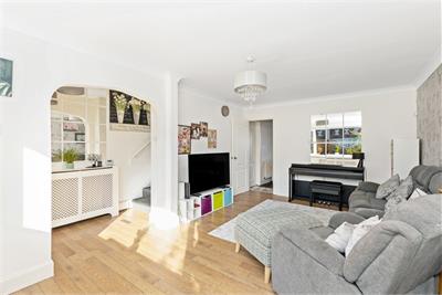 47 Strathyre Drive, Stoneyburn, EH47 8AZ - image 3