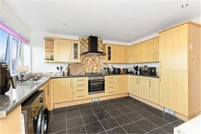 47 Strathyre Drive, Stoneyburn, EH47 8AZ - image 6