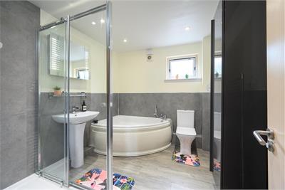 49/2 West Mill Road, Edinburgh, EH13 0NZ - image 24