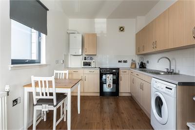 6 Brackenridge View, Edinburgh, EH17 7FB - image 7