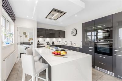 32 Cassidy Wynd, Balerno, Edinburgh EH14 7FE - image 11