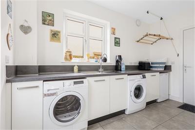 32 Cassidy Wynd, Balerno, Edinburgh EH14 7FE - image 12