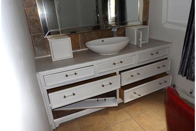 Ardeneden,
Tighnabruaich,
PA21 2BD - image 17
