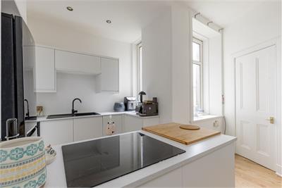 1, 3f3, Dalgety Avenue, Edinburgh, EH7 5UF - image 2