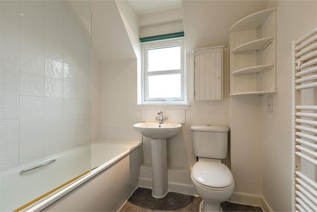 41 Hendersons Court, Kelso, TD5 7BG - image 15
