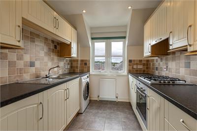 41 Hendersons Court, Kelso, TD5 7BG - image 8