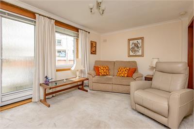 3/6 Northfield Drive, Northfield, EH8 7RR - image 2