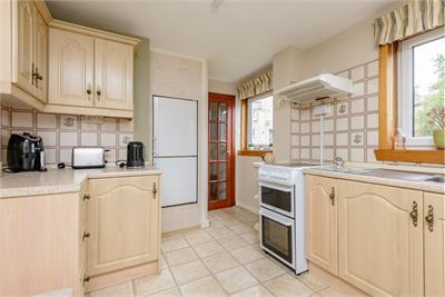 3/6 Northfield Drive, Northfield, EH8 7RR - image 8