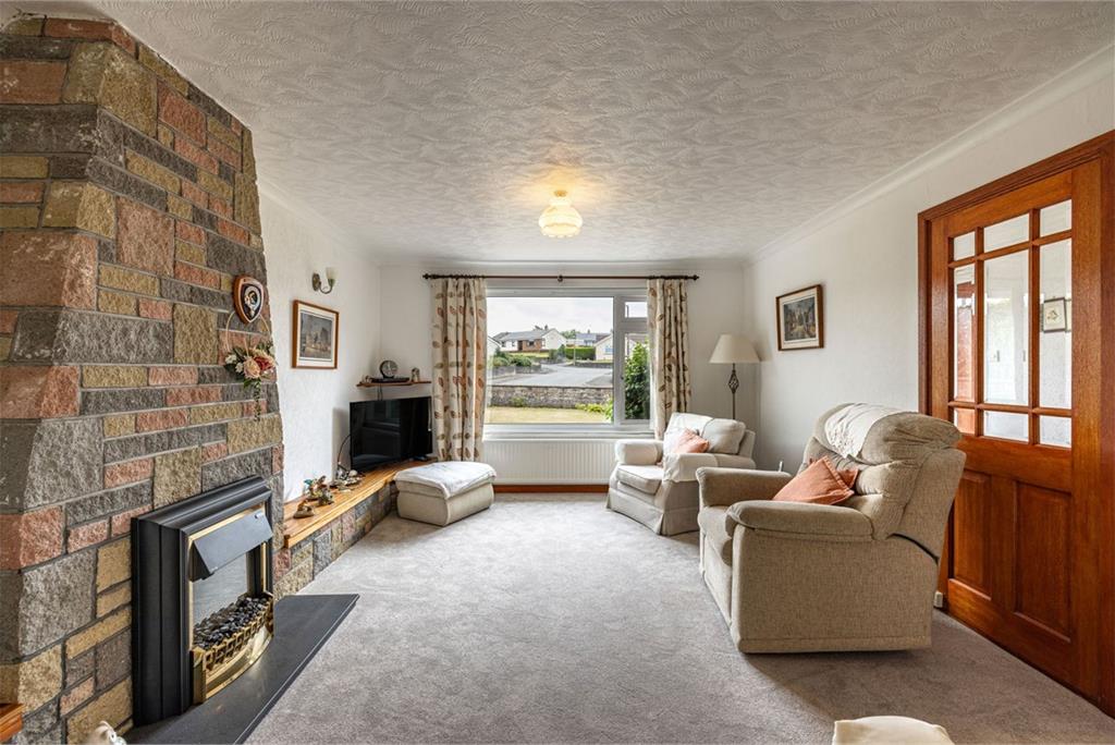 47 Hospital Road, Annan, DG12 5HP - image 3