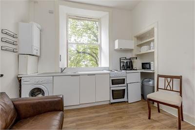 9 1F1 Yeaman Place EH11 1BR - image 5