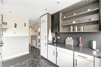 38 Candlemaker's Park, Gilmerton, Edinburgh, EH17 8TH - image 4