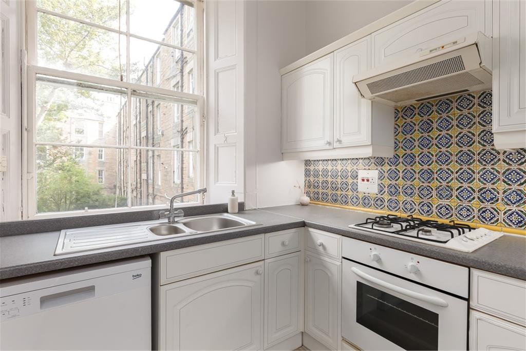 16 (1F1) Learmonth Grove, Comely Bank, Edinburgh, EH4 1BW - image 5