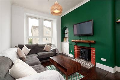 Flat 1/2, 33 East King Street, , G84 7QJ - image 2