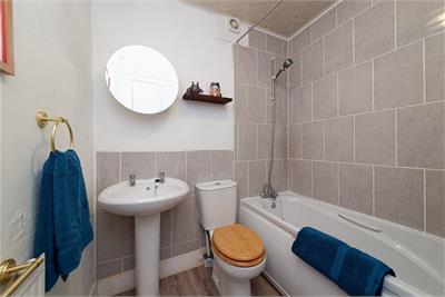 Flat 1/2, 33 East King Street, , G84 7QJ - image 13